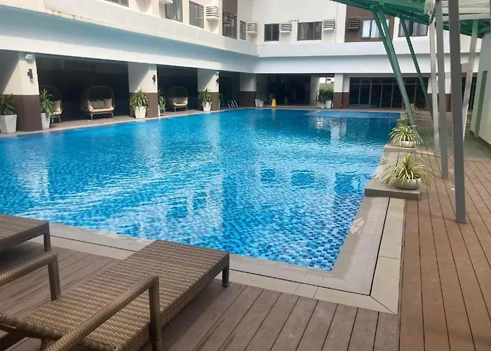Apartment Chic And Cozy - Near Ayala And It Park *