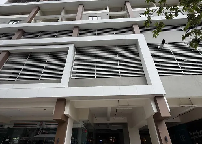 Chic And Cozy - Near Ayala And It Park Apartment *